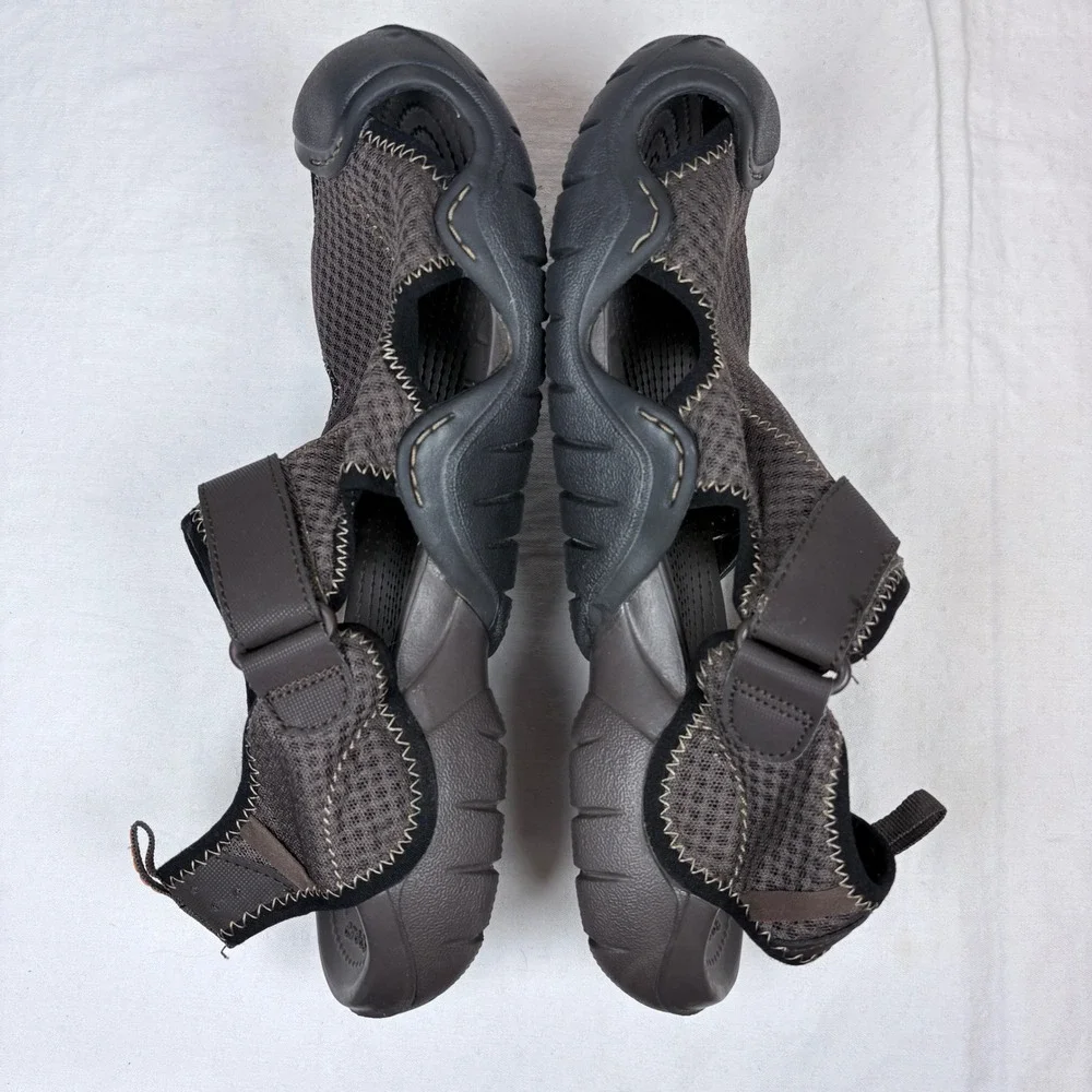 Crocs Swiftwater Mesh Deck Fisherman Sandals Men 12 Brown Water Shoes 15041 EUC